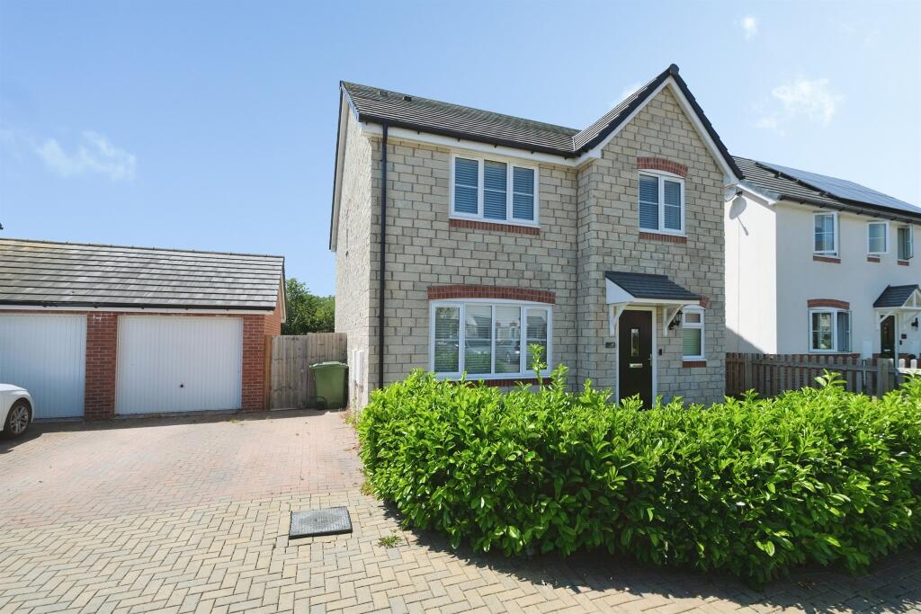 4-bed detached on The Spires, Moreton-On-Lugg, Hereford, £365,000