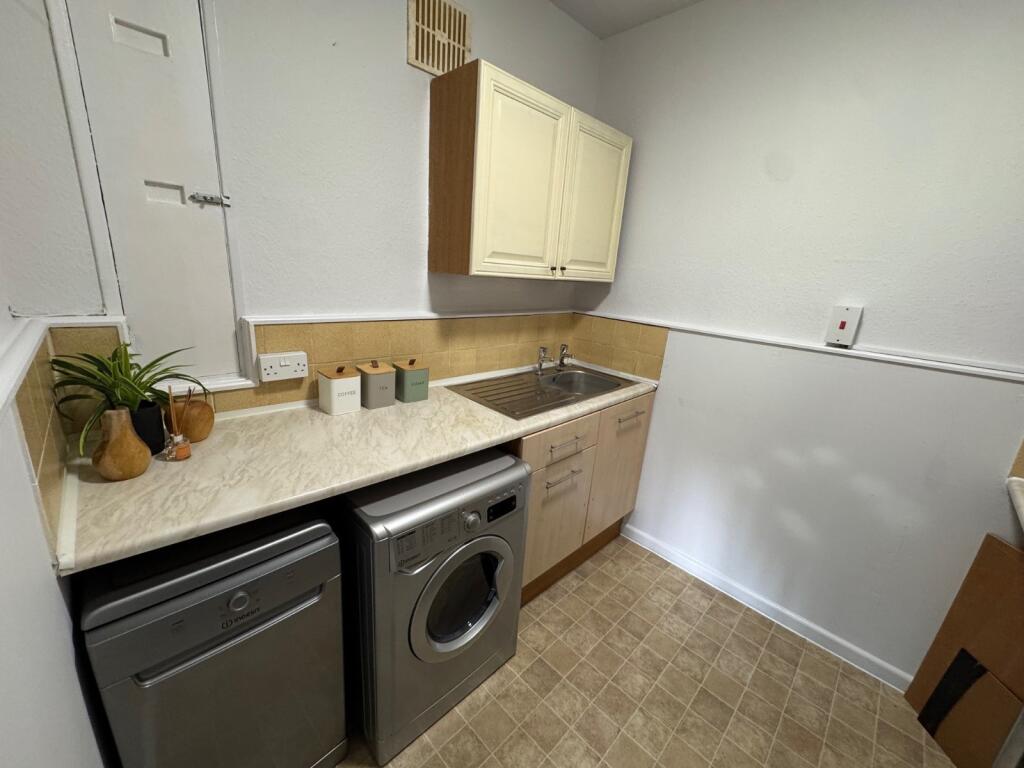 Apartment in Southampton - View 5