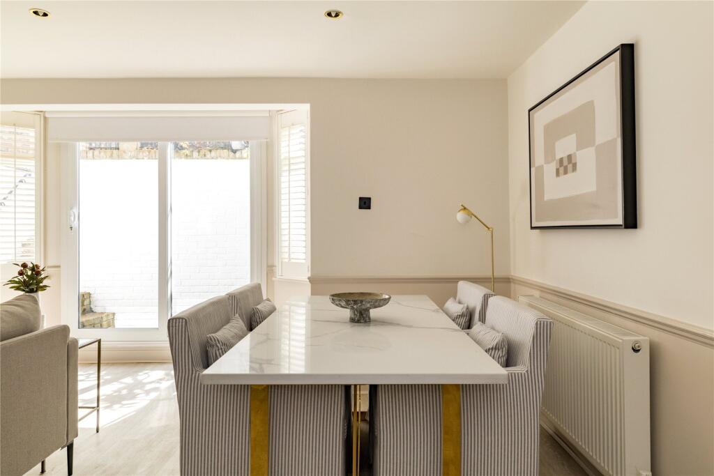 Apartment in London - View 5