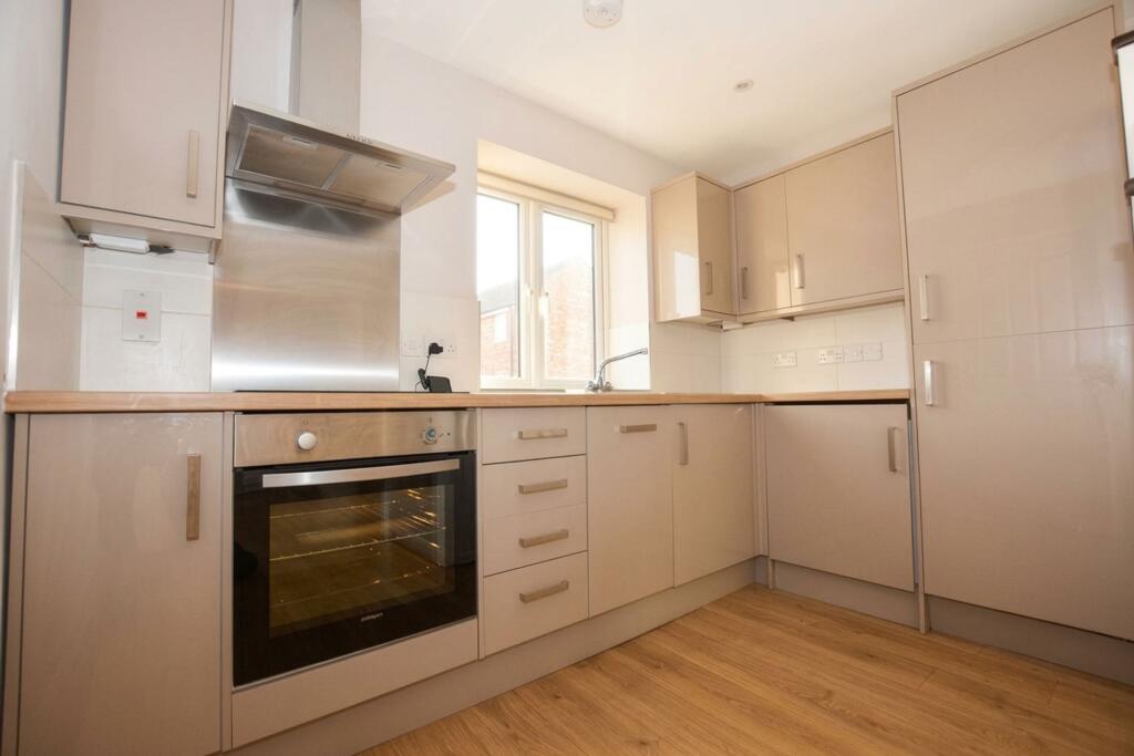 Main image of property: High Street, Princes Risborough, HP27