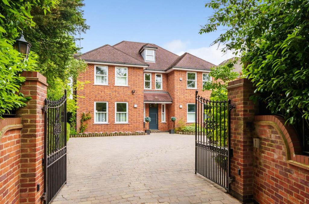 Main image of property: Totteridge Lane, Totteridge