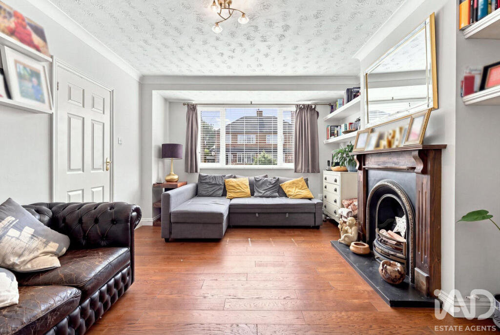 House in Bishop's Stortford, Hockerill - More
