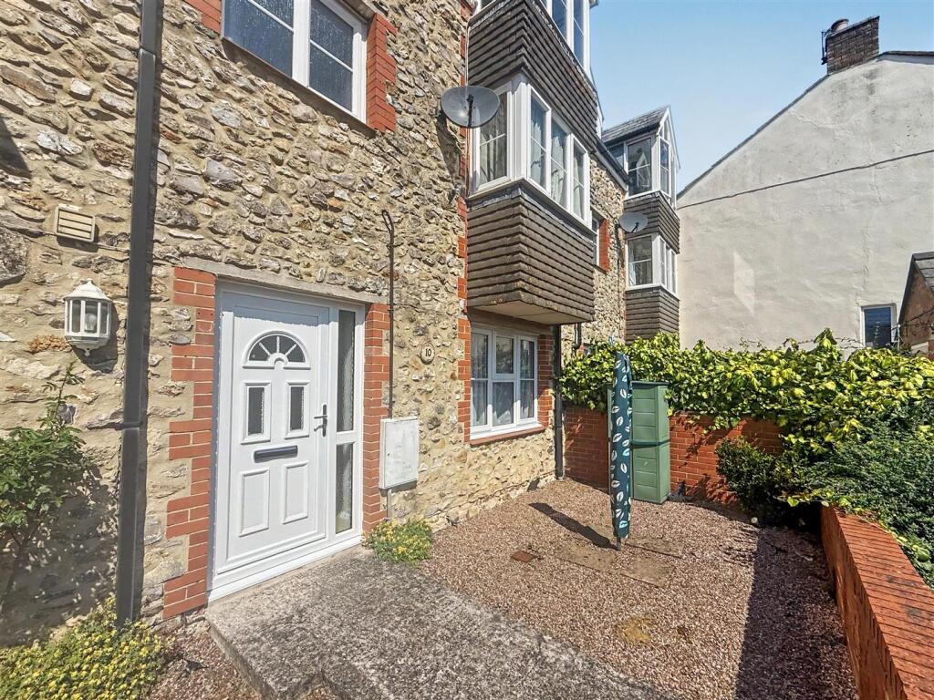 Main image of property: Chard