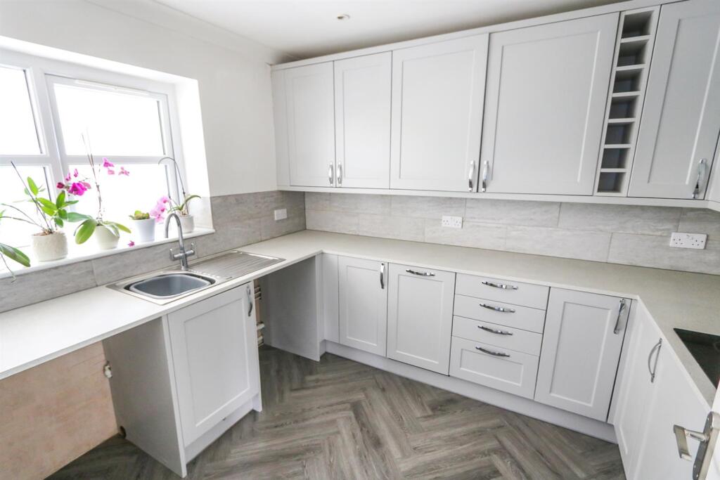Queens Road, Cudworth, Barnsley photo 5