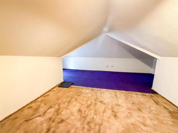 ATTIC ROOM