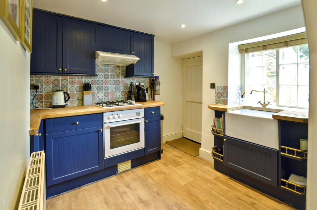 House in Lincoln - View 4