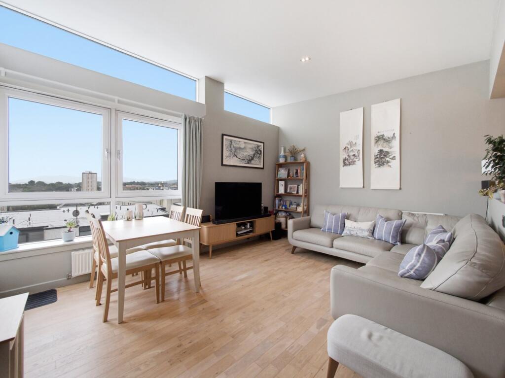 Main image of property: 8/19 Colonsay View, West Granton, Edinburgh, EH5