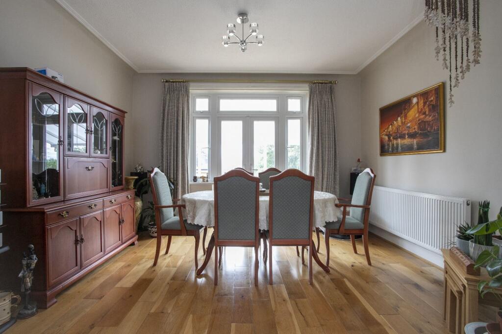House in Ilford - More