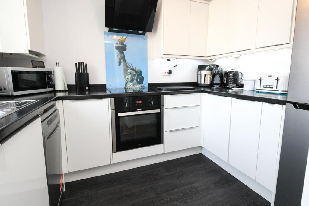 House in Warwick, Sydenham, Royal Leamington Spa - View 4