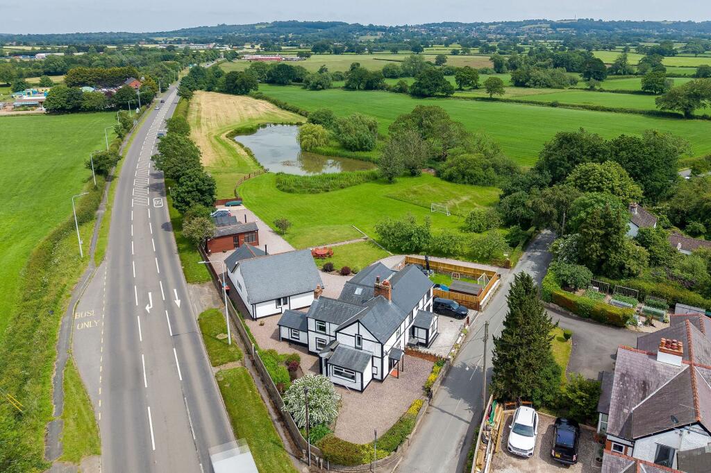House in Tarvin, Tarvin Sands - View 2