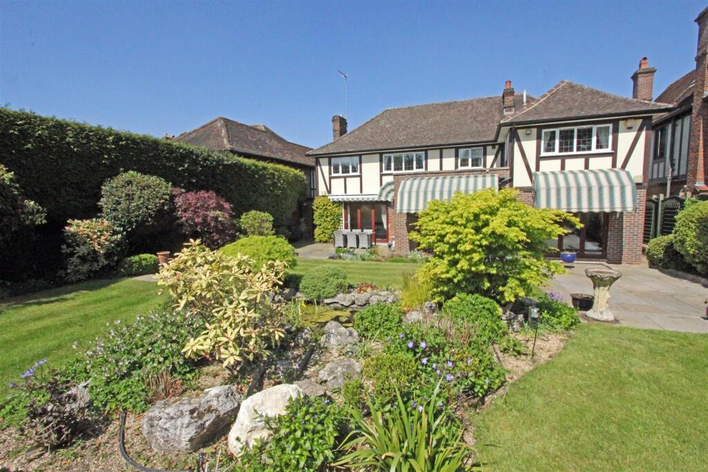 Additional image 29 of Brookmans Avenue, Brookmans Park