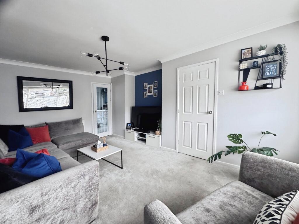 Additional image 3 of Kenmore Avenue, Cleckheaton, BD19