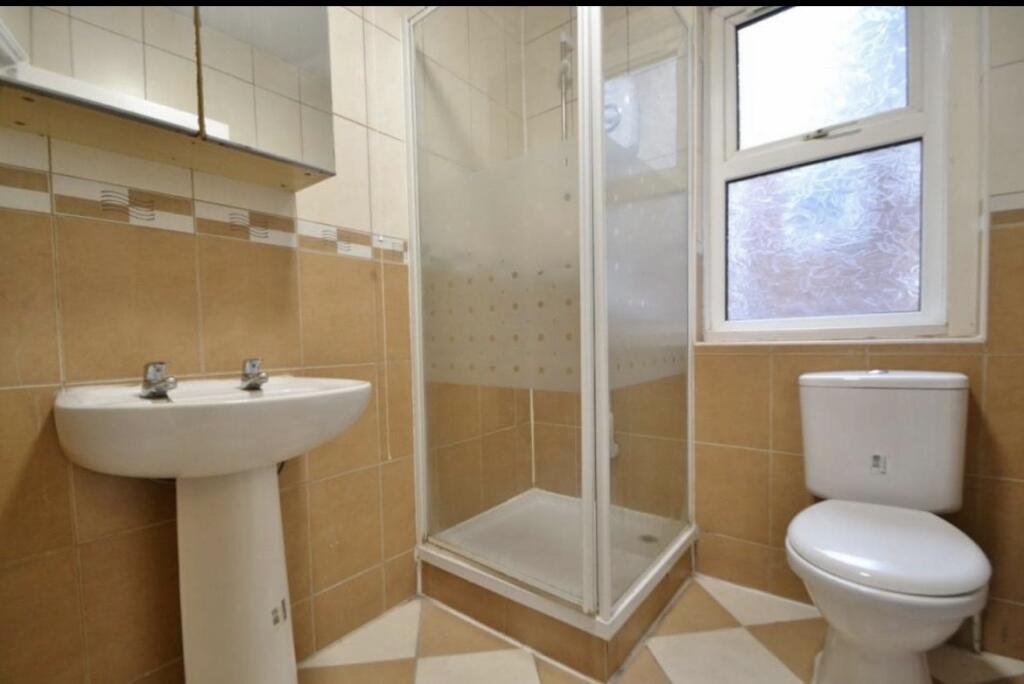 House in Southampton, Bevois Valley, Portswood Park - View 4