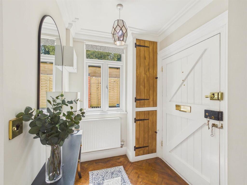 West Malvern Road, Malvern - View 5