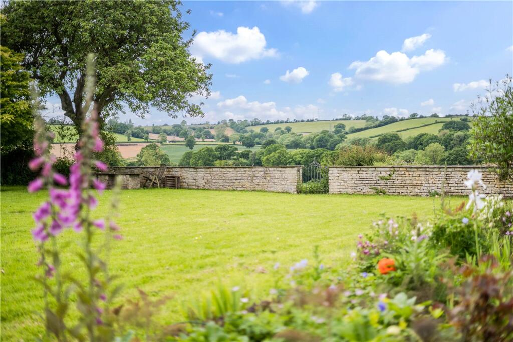 Countryside residence with outbuildings and gardens - Chew Stoke photo 2
