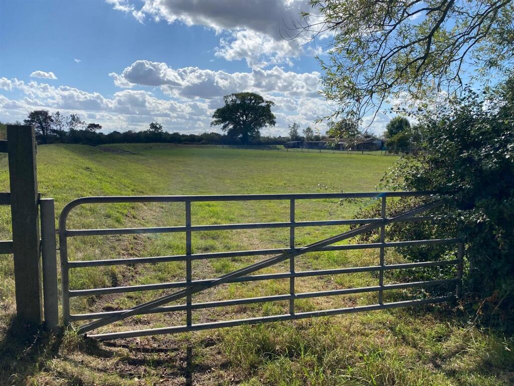 Main image of property: A616 Ollerton Road, Little Carlton