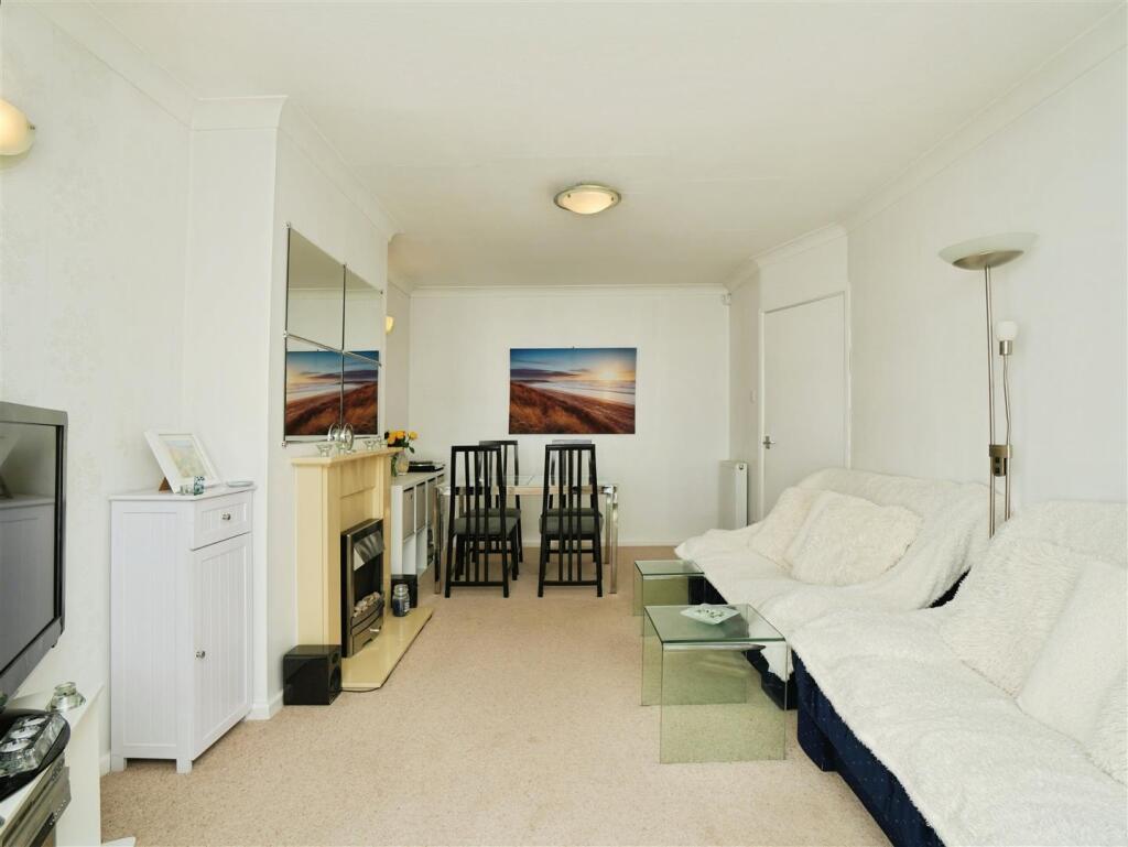 House in York - View 5