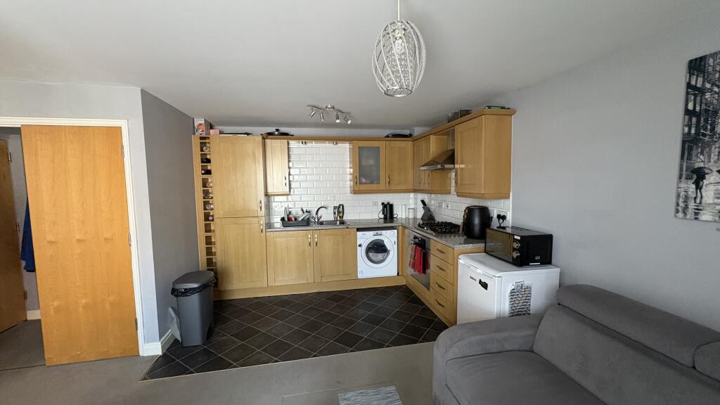 Apartment in Trowbridge - View 4