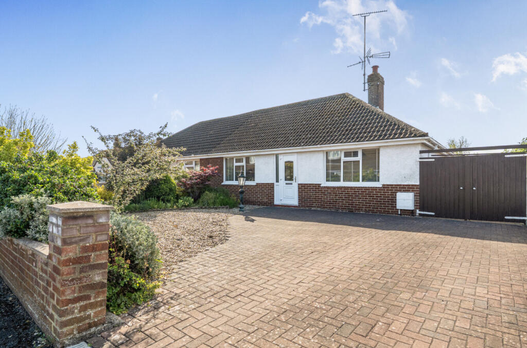 Main image of property: Castleview Road, Stratton St Margaret, Swindon, SN3
