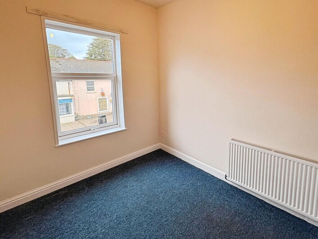Apartment in Truro - More