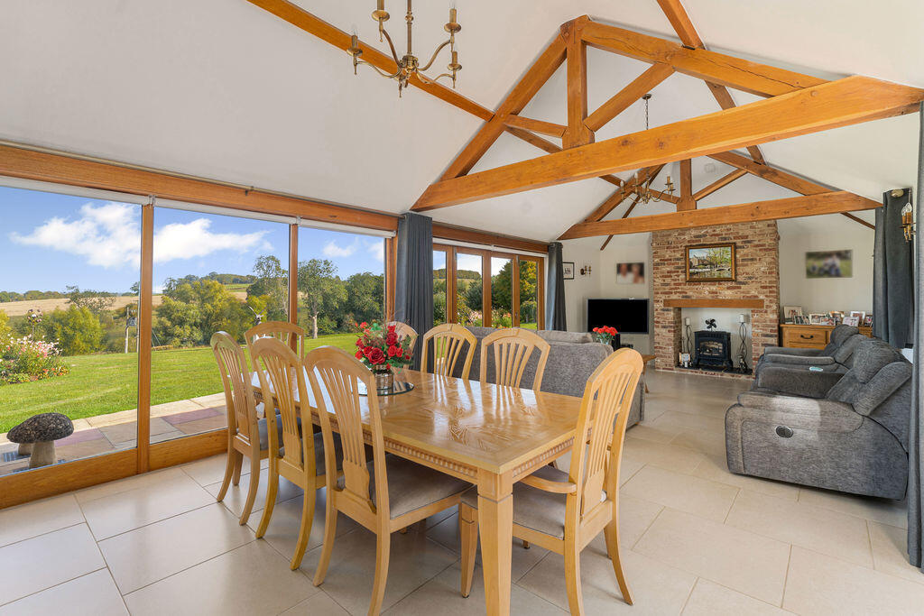 House in Cherwell, Wardington - View 3