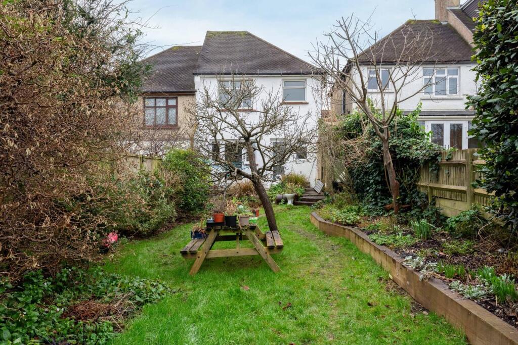 House in Brighton - View 2