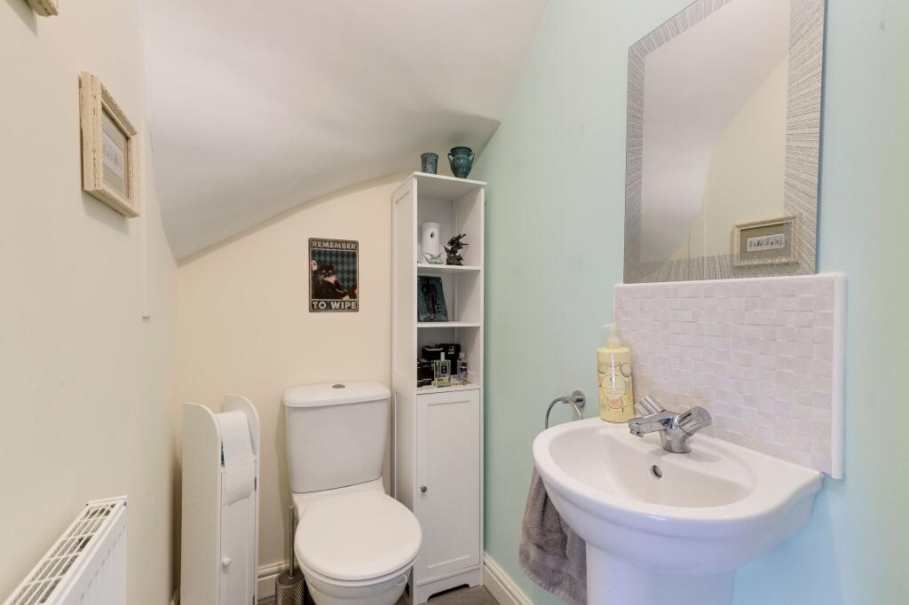 Poets Close, Hucknall, NG15 - View 6