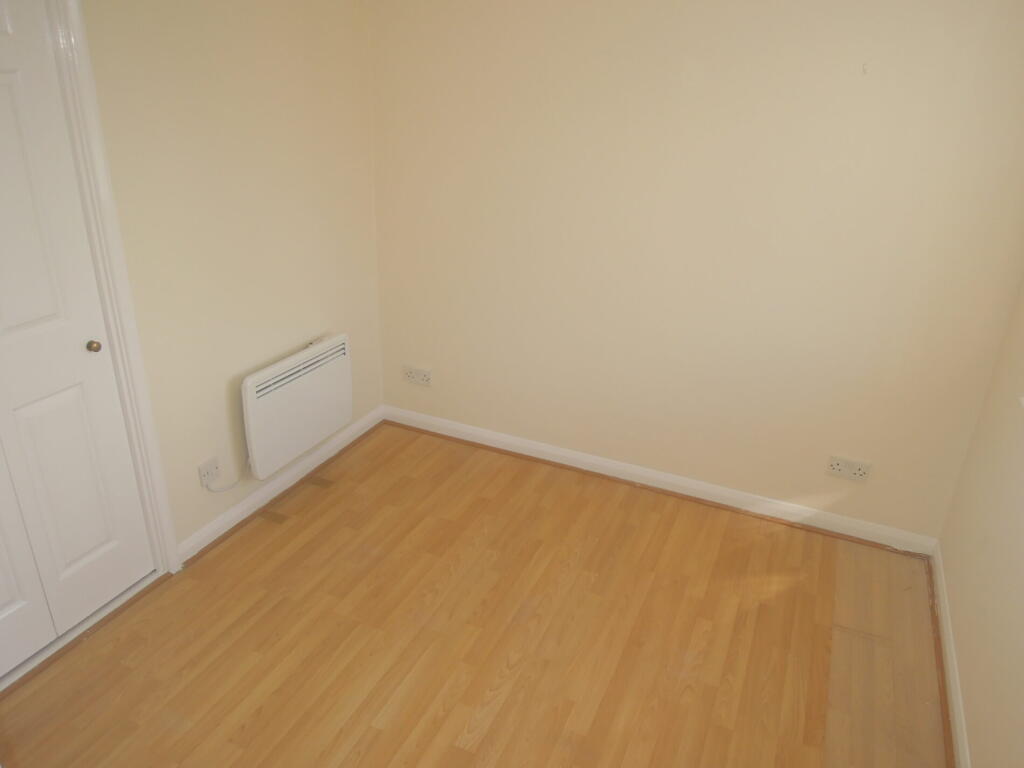 Apartment in Southampton - View 4