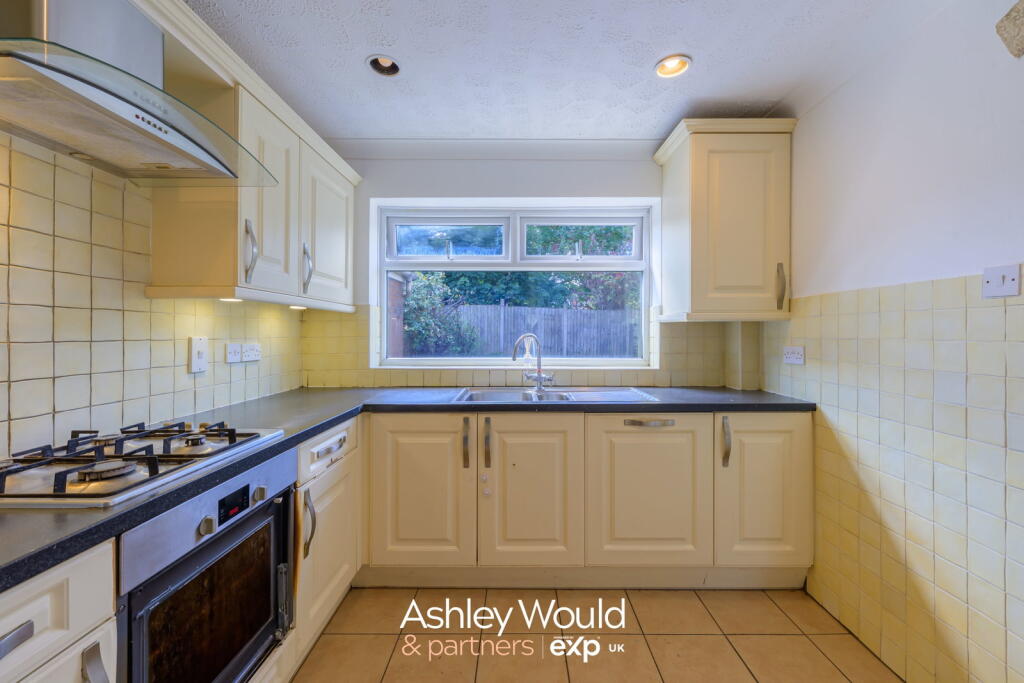 House in Sandwell, West Midlands - View 5