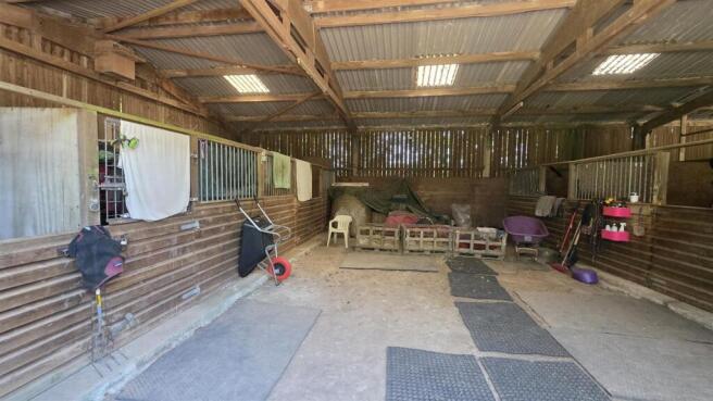 Stables (2).jpg
