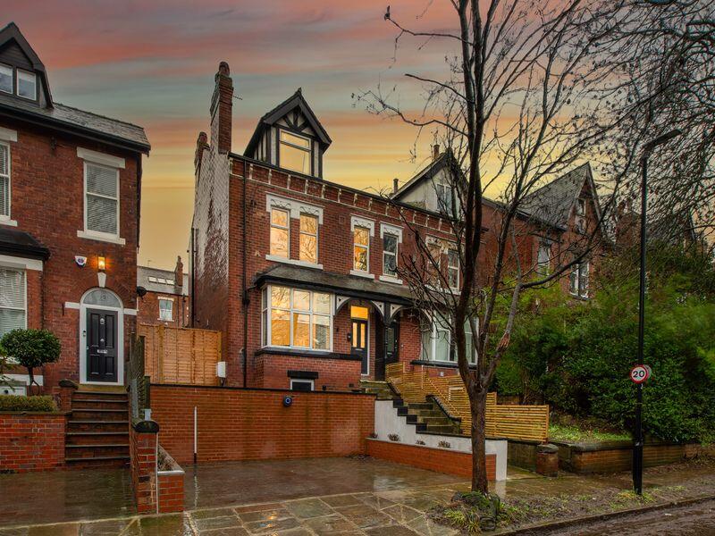 Main image of property: Oakwood Avenue, Oakwood, LS8