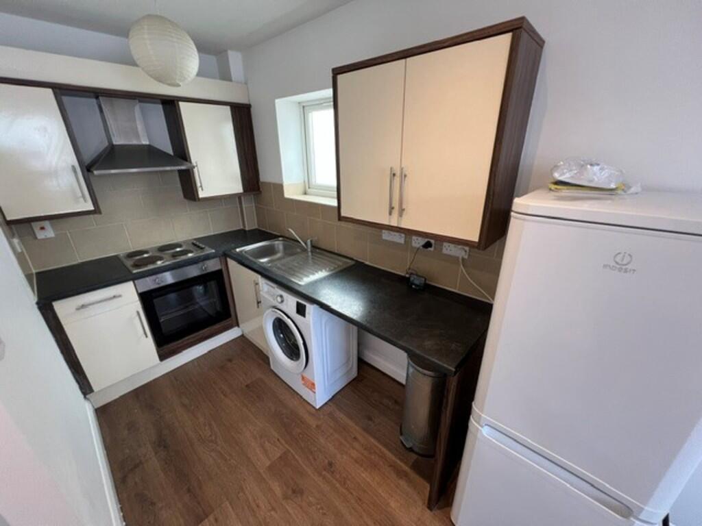Apartment in London - More