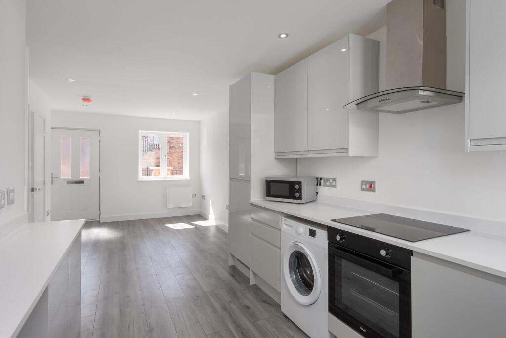 6, Justice Place, Withernsea photo 4
