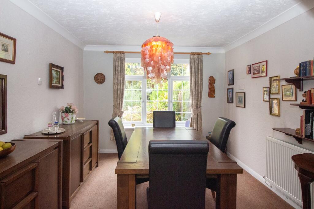 Raglande Court, Llantwit Major, CF61 photo 4