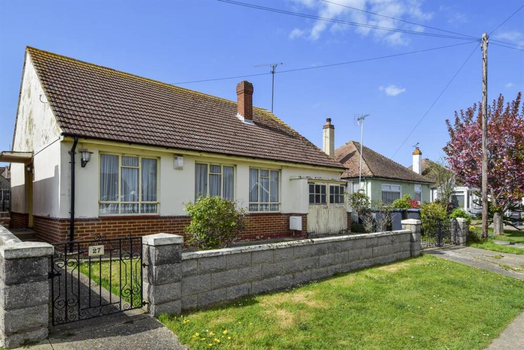 3-bed bungalow on Talbot Avenue, Herne Bay, £400,000