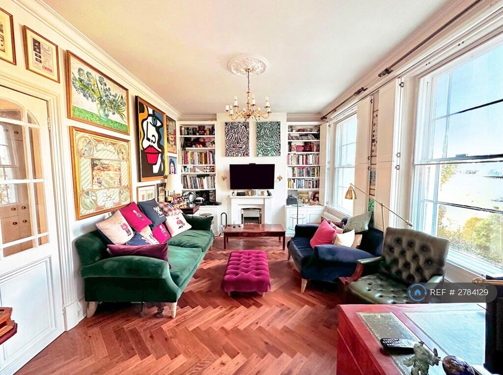 Main image of property: Hampstead Lane, London, N6