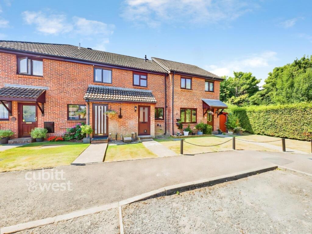 Main image of property: Shandys Close Horsham RH12