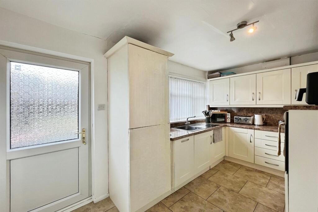 House in Llandudno, Acton - View 5