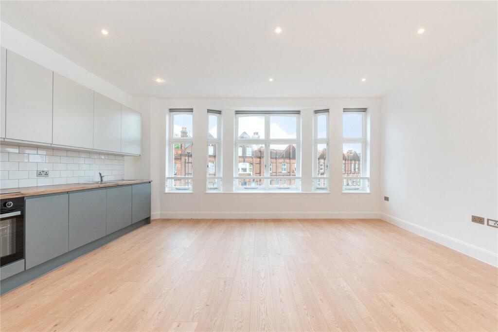 Main image of property: Lee High Road,
Canary Wharf, SE13