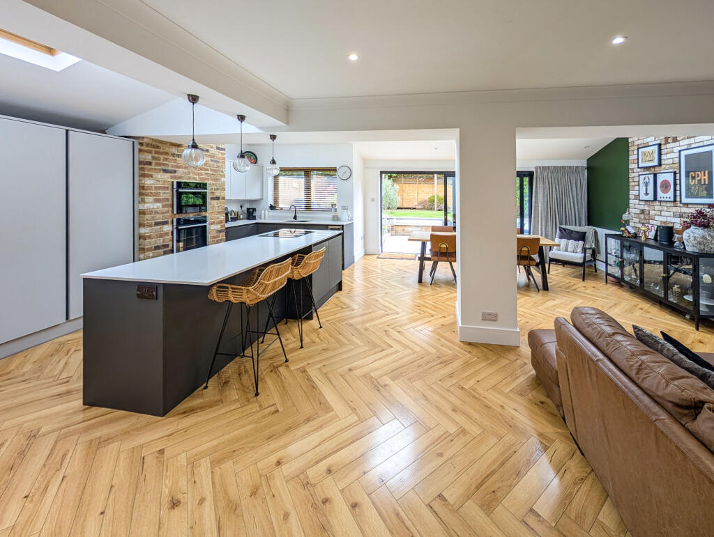 House in Stockton-on-Tees - More