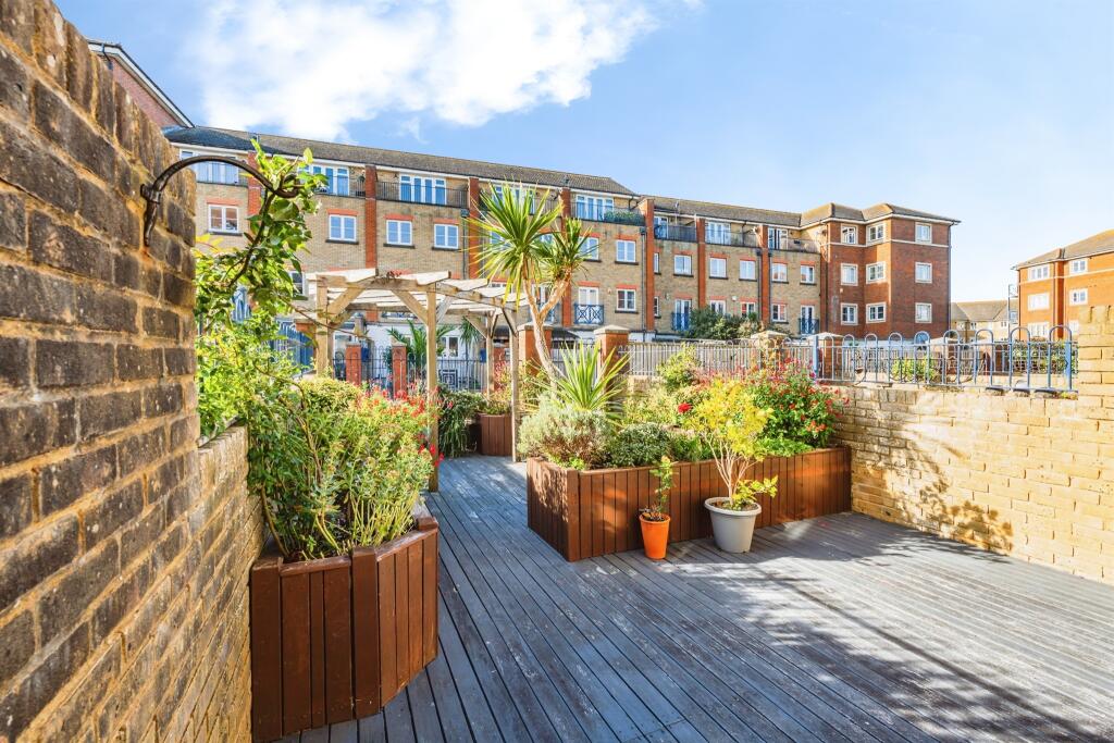 4-bed house on Dominica Court, Eastbourne, £375,000