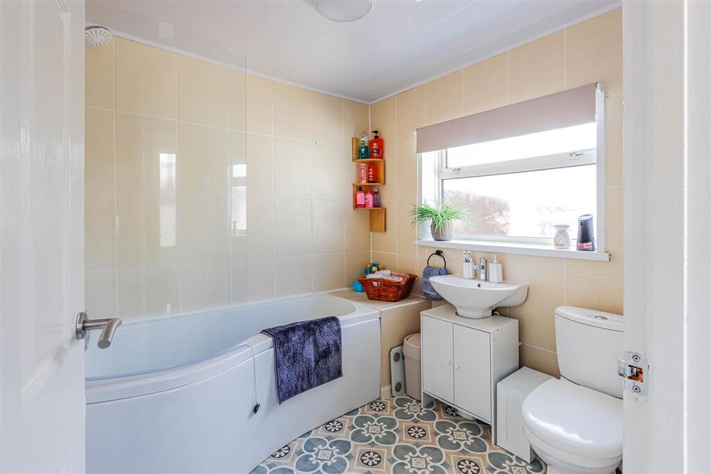 House in Barry, Gibbonsdown - More