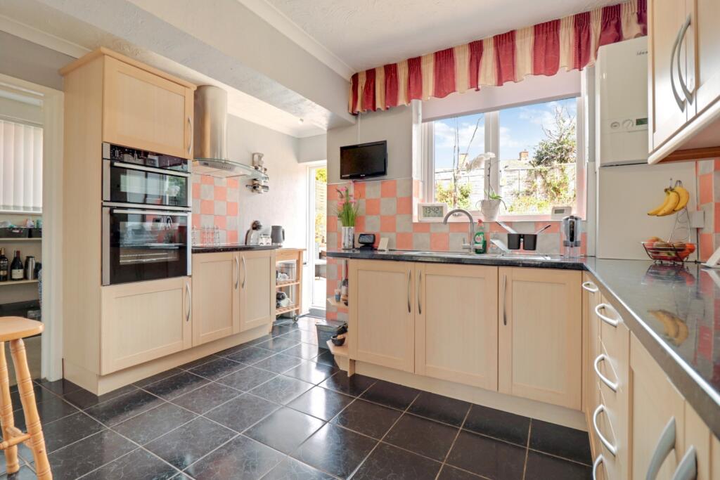 House in Exeter - View 4