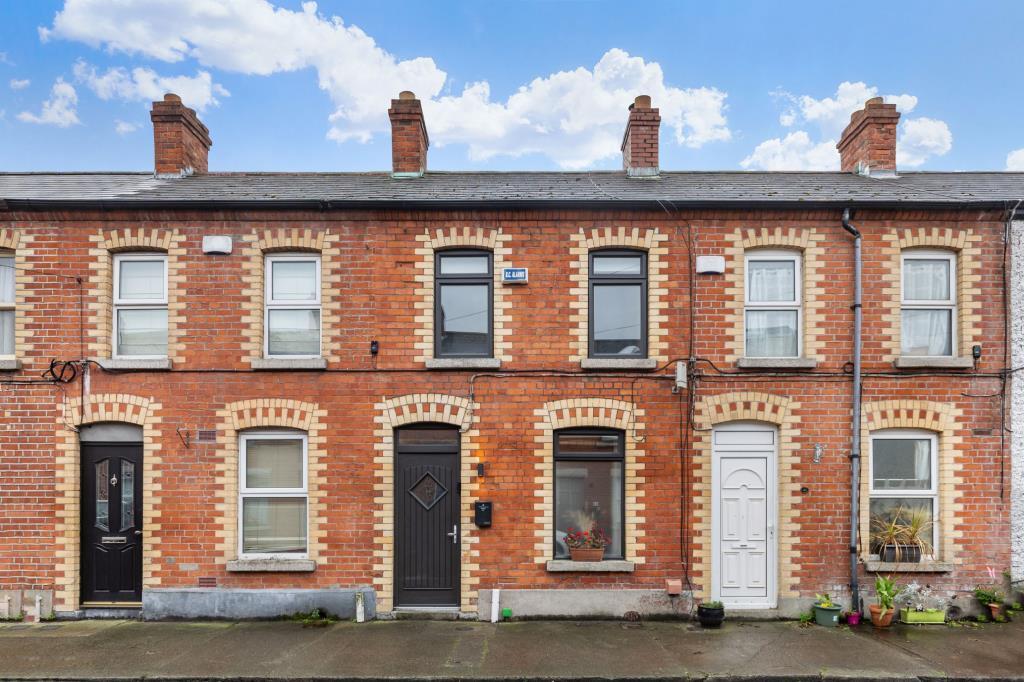 Main image of property: 43 South Dock Street, Ringsend, Dublin 4, D04 E8Y8