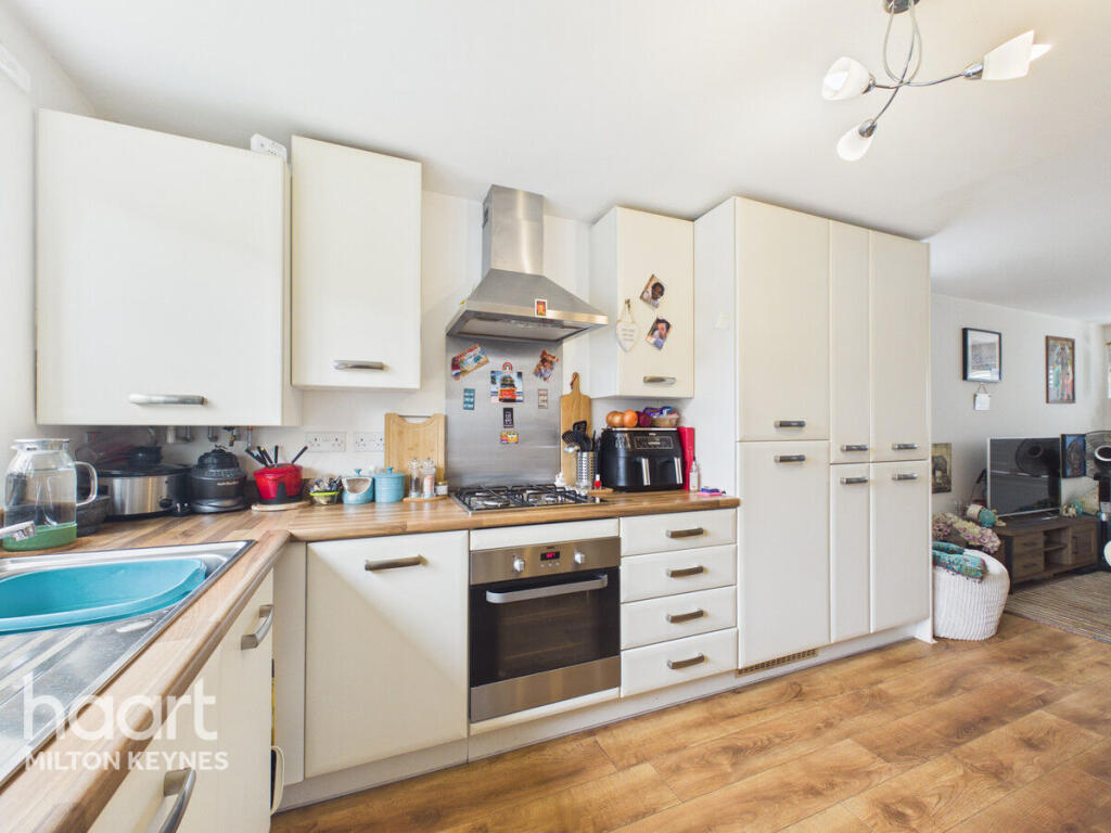 House in Milton Keynes - View 4