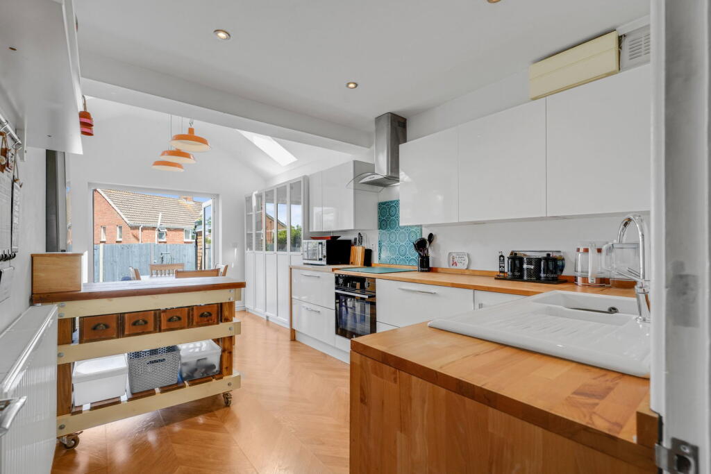 House in Rugby, Barby - View 3