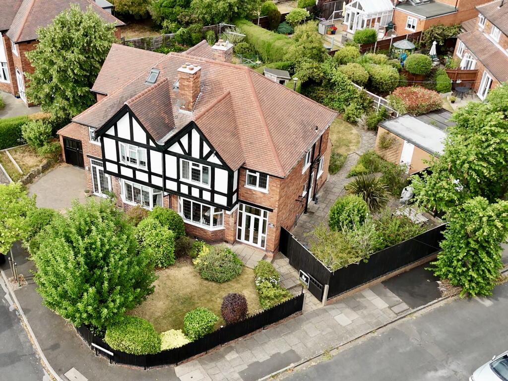Main image of property: Larch Crescent, Beeston, NG9