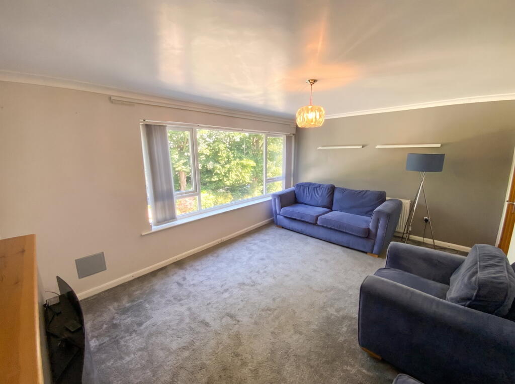 House in Dudley, West Midlands - View 3