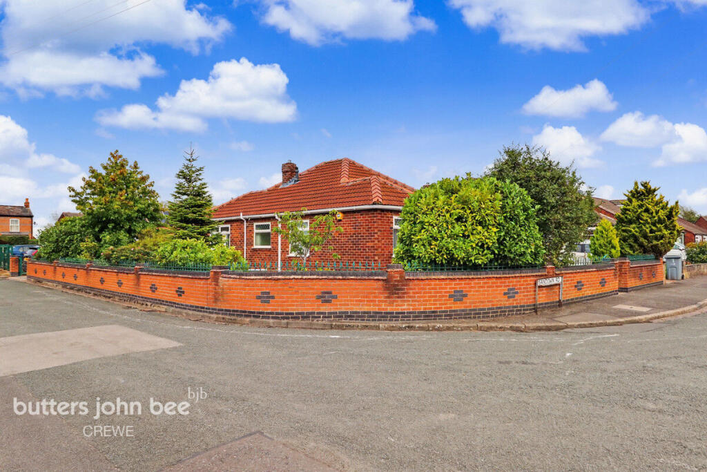 Sandown Road, Crewe photo 3