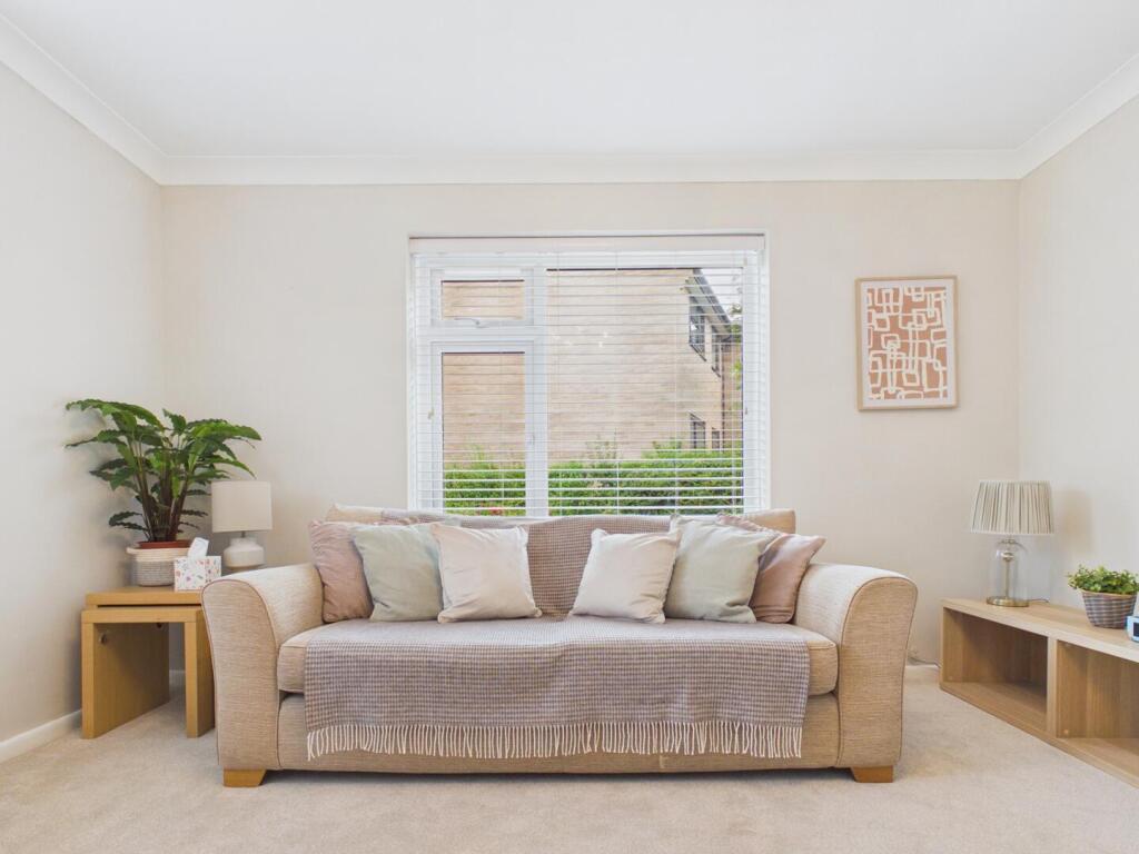 Apartment in Sheffield - View 4